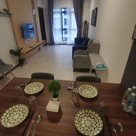 K Avenue B17 House Room Near Airport By Gc Kota Kinabalu Exterior photo