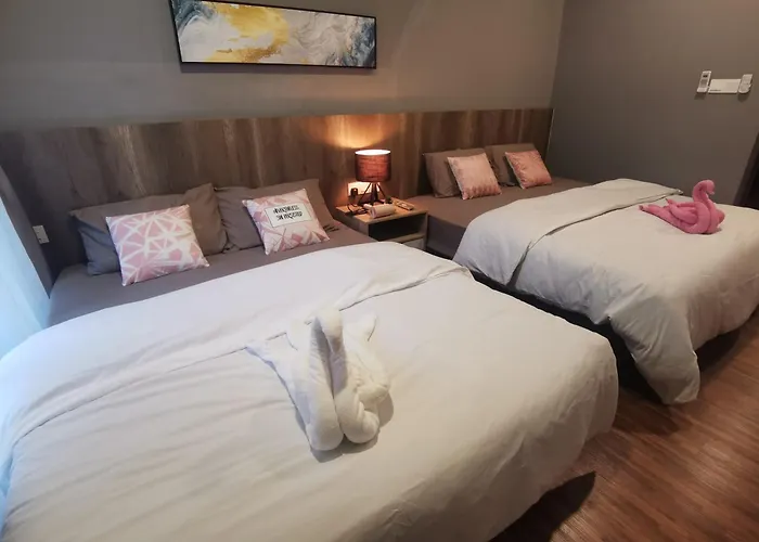 K Avenue B17 House Room Near Airport By Gc