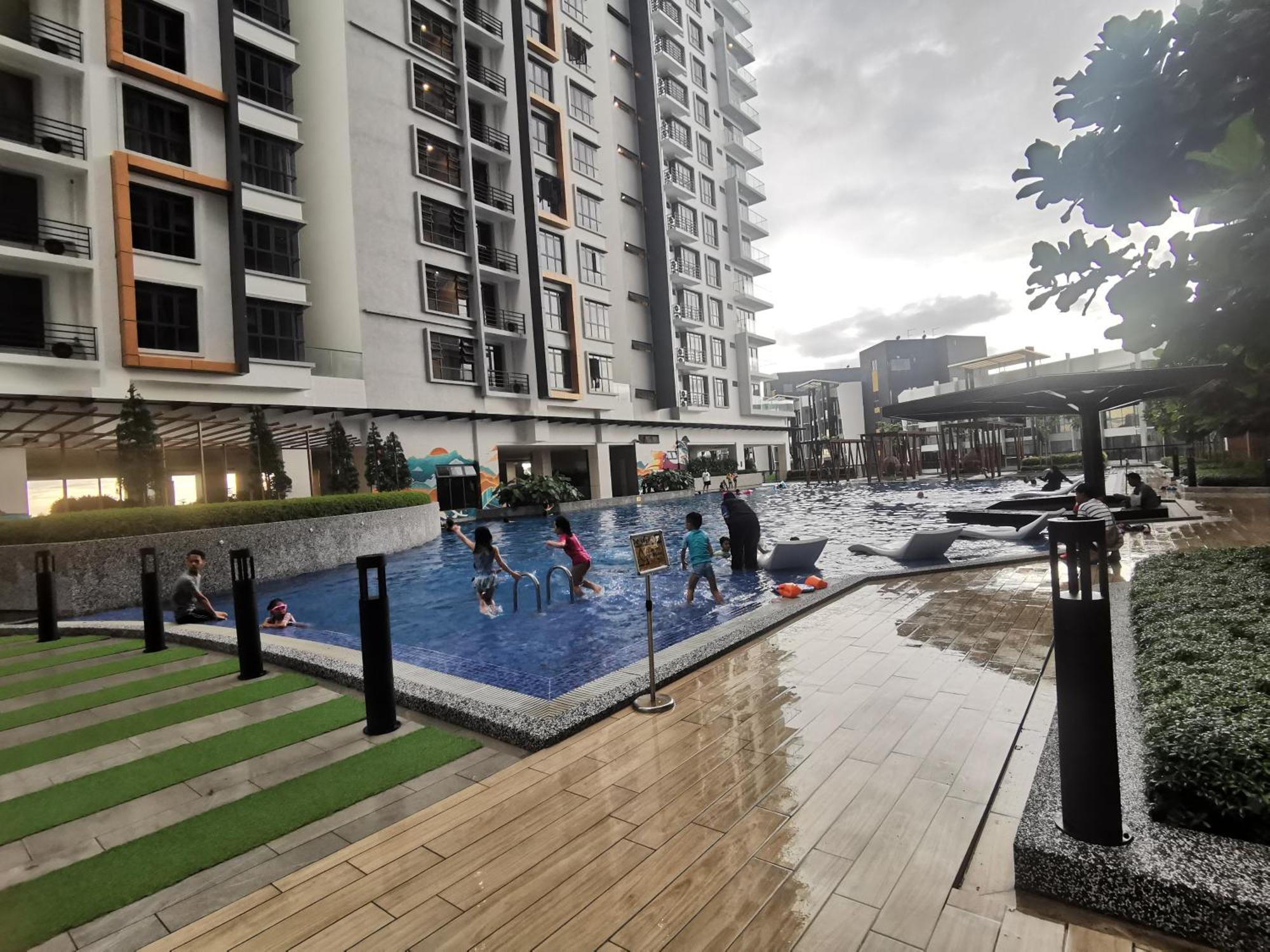 K Avenue B17 House Near Airport By Gc